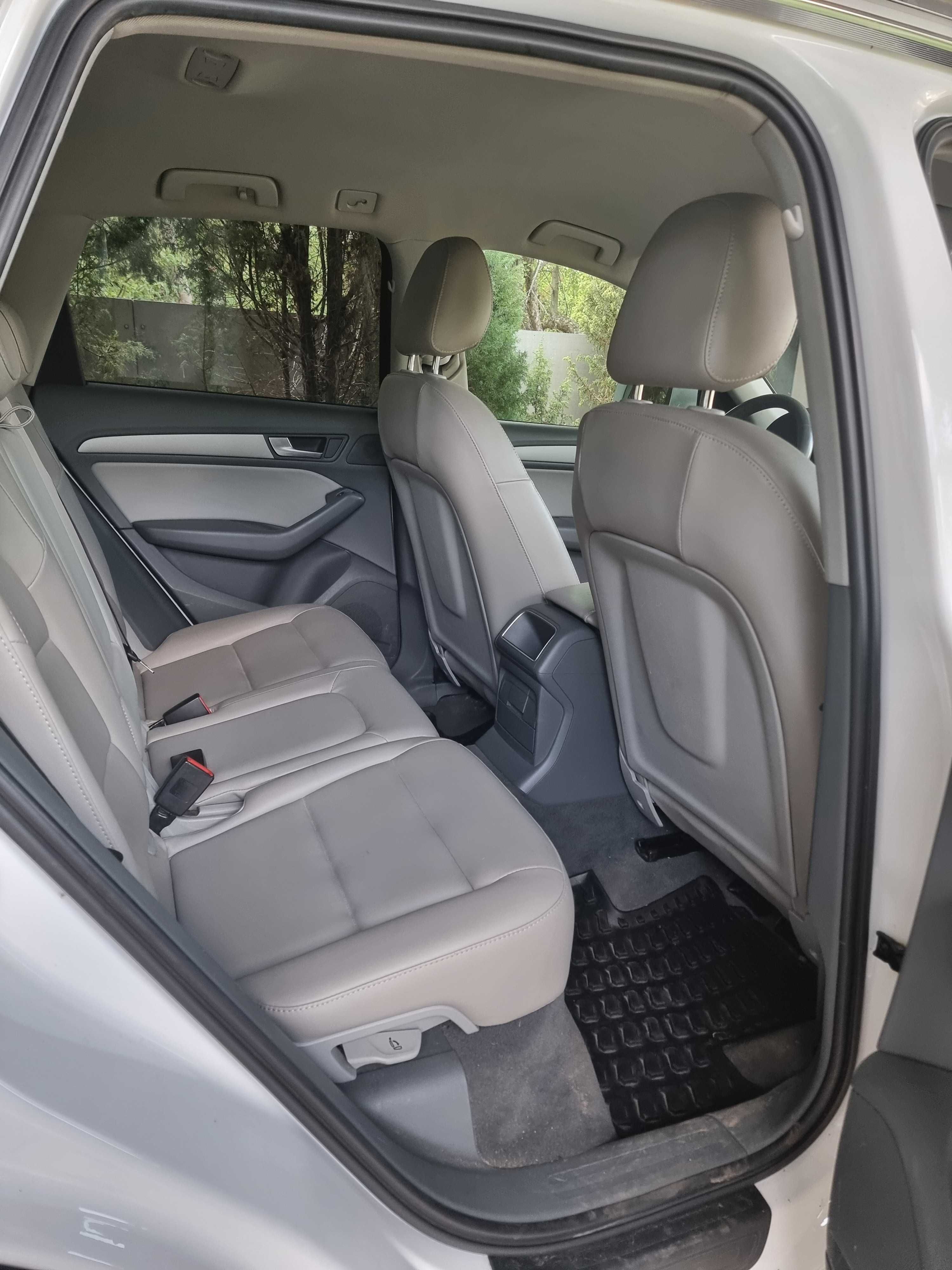 Audi Q5 2012  Typ 8R
