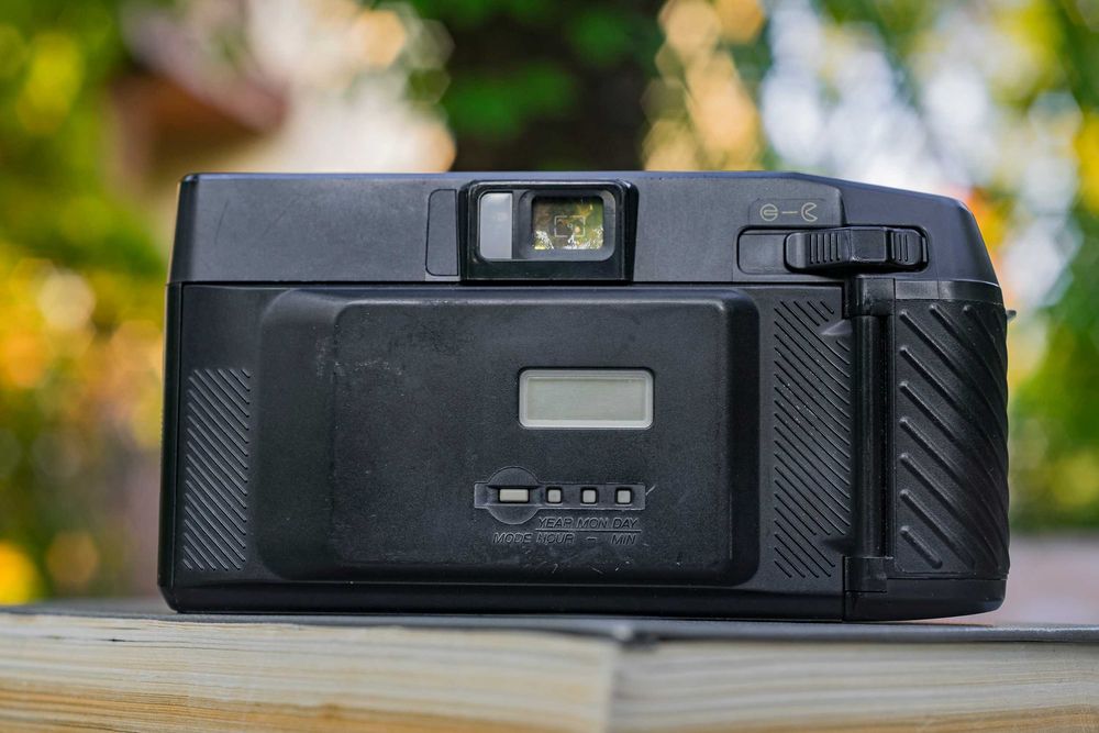 Fuji Tele Cardia Fujifilm aparat analogowy małpka