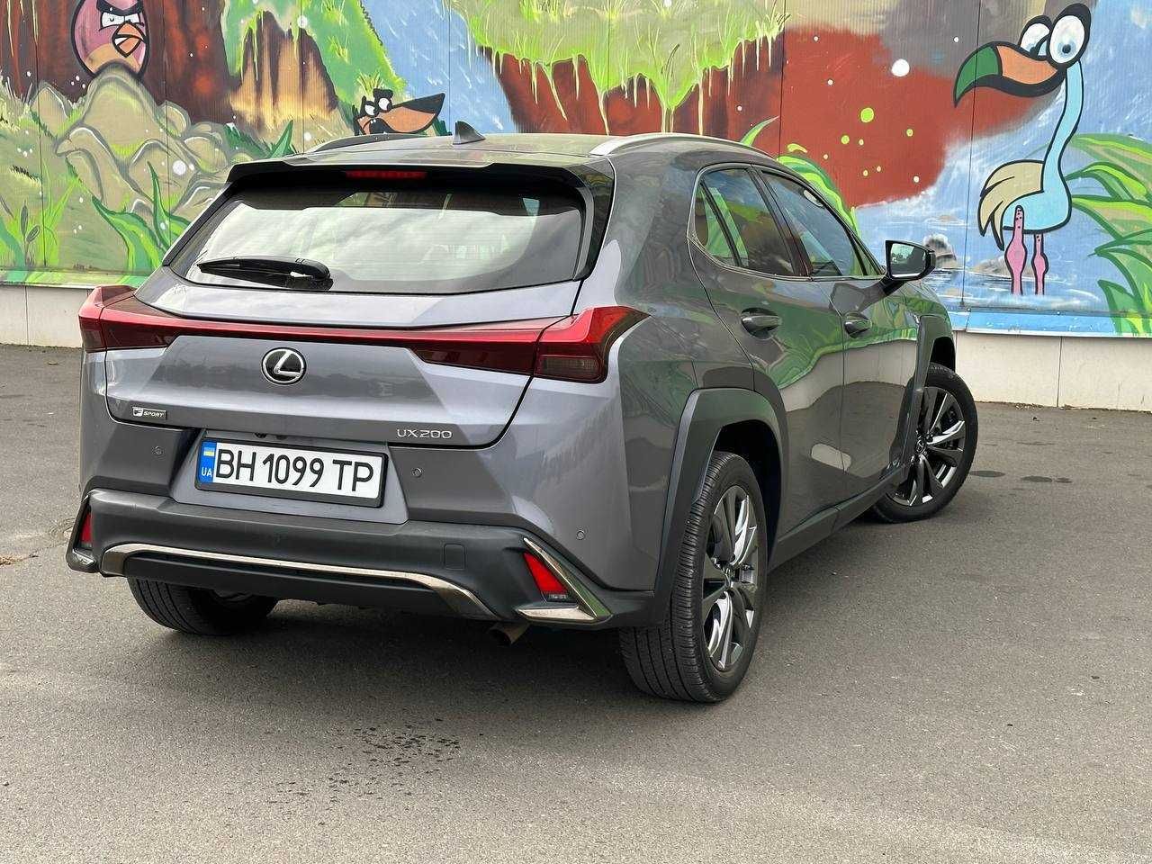 Lexus UX 2021 рік