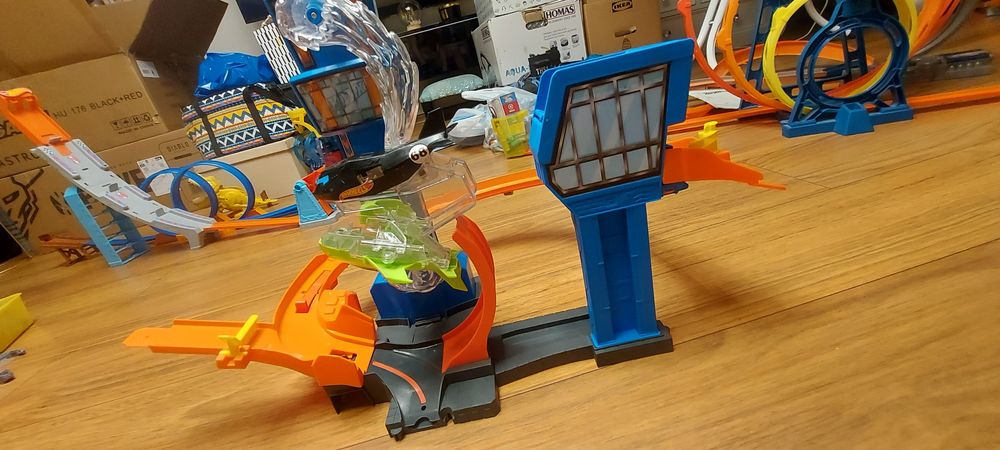 Tor hot whells samoloty