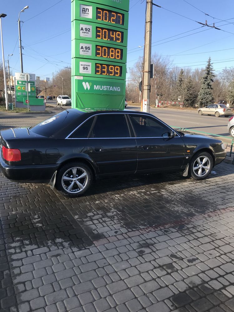 Audi a6 c4 2,6 бензин
