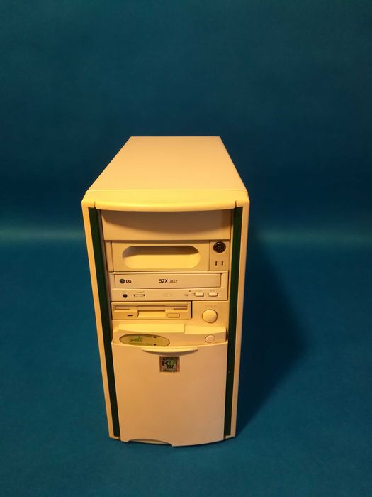 Komputer PC dla pasjonata, retro, vintage, stary - DOS, Windows XP.