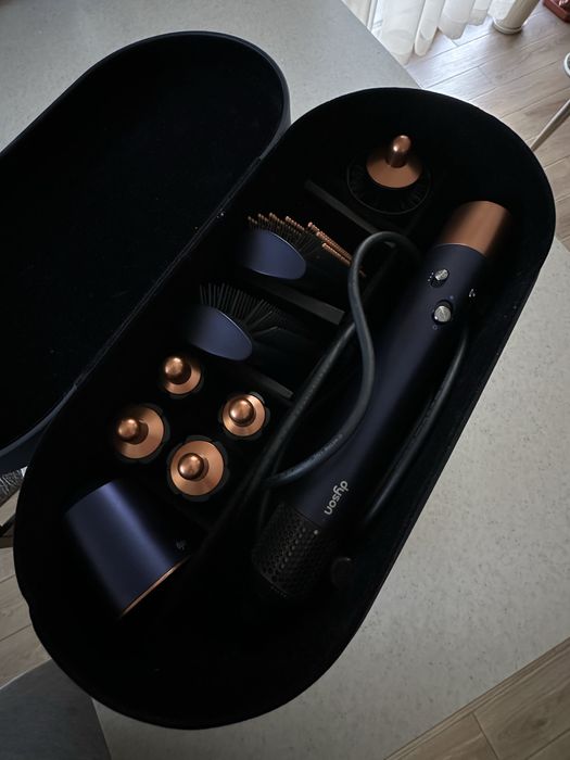 Оригінальний стайлер Dyson