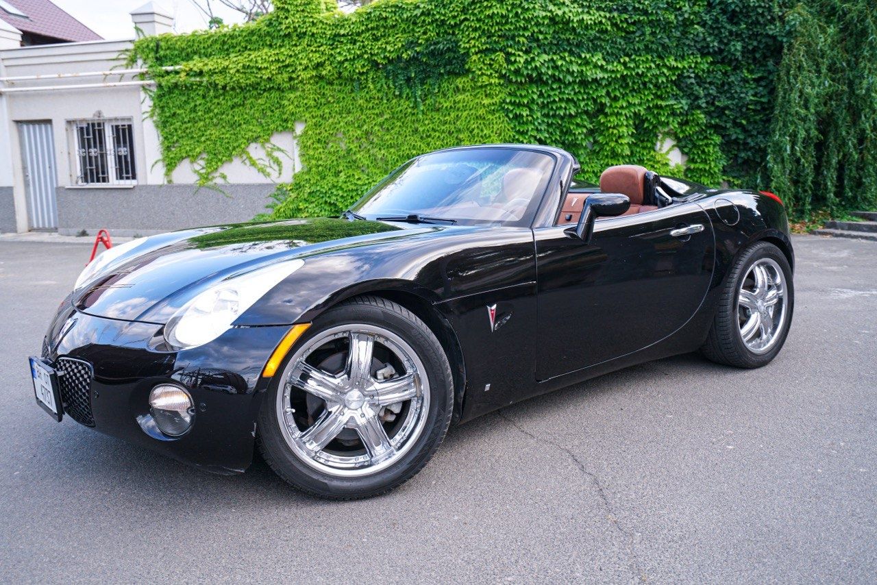 Pontiac Solstice 2.4 кабриолет