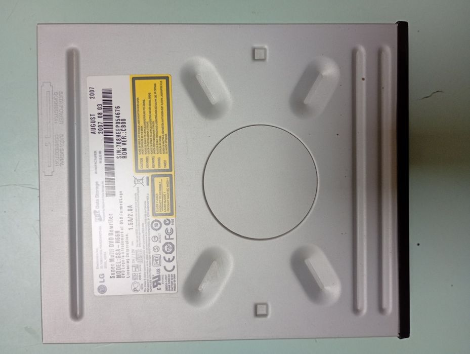 DVD-RW привід LG GSA-H66N (SATA) — робочий