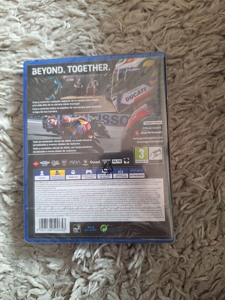 Gra ja PS 4 MotoGp