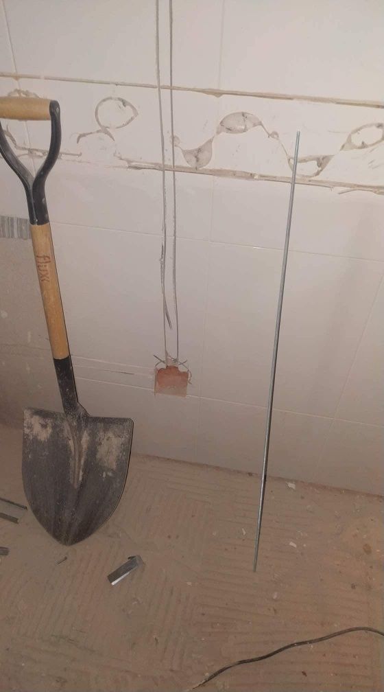 Elétricista profissional, escrito na DGEG.