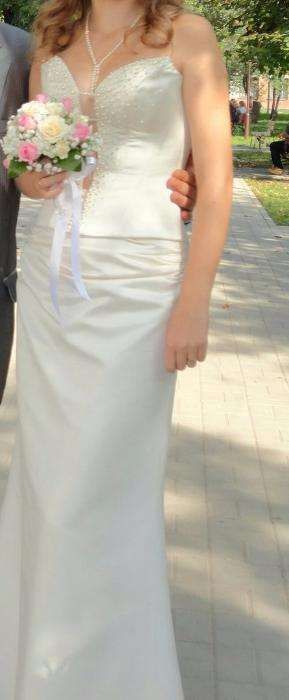 Продам сукню(костюм)