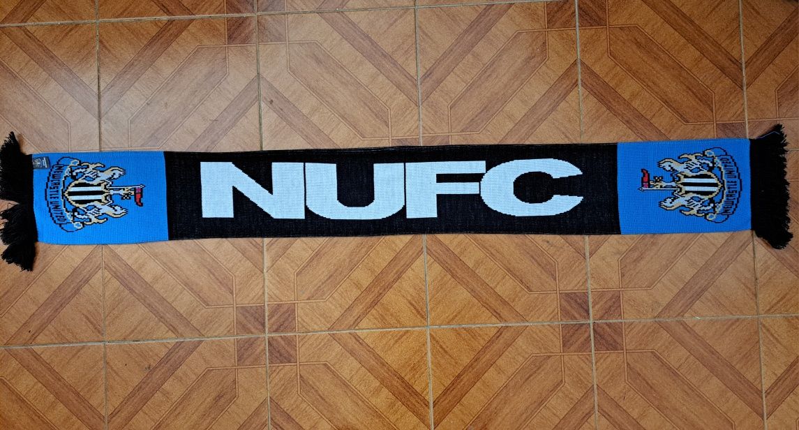 Cachecóis duplos do Newcastle United FC