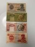 4 notas de kwanzas diferentes