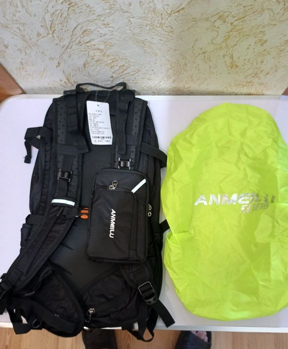 Хороший рюкзак 20 л.