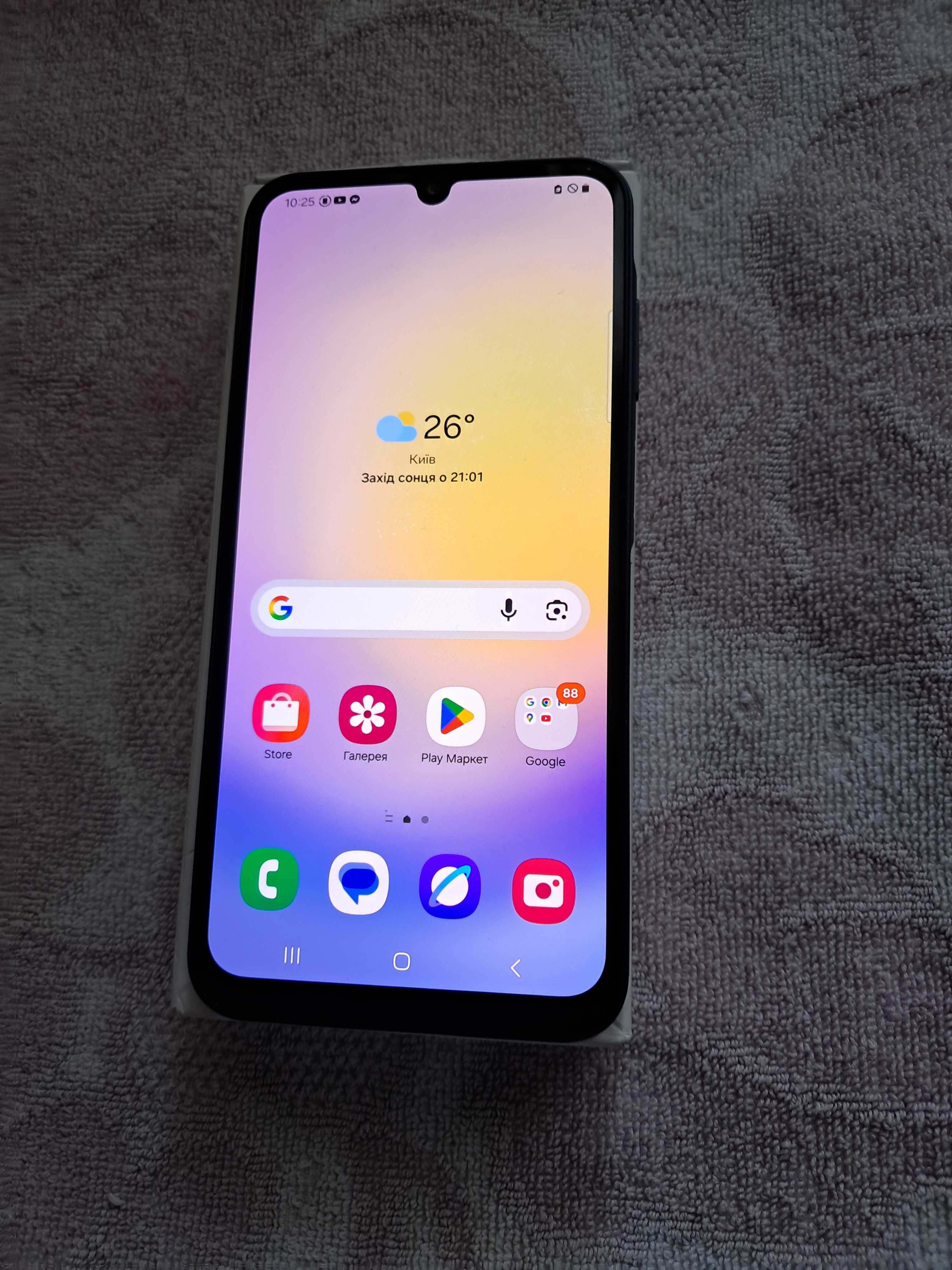 Samsung A25.6/128.у гарному стані.