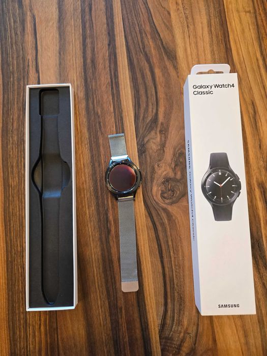 Galaxy Watch 4 Classic, czarny, 46mm