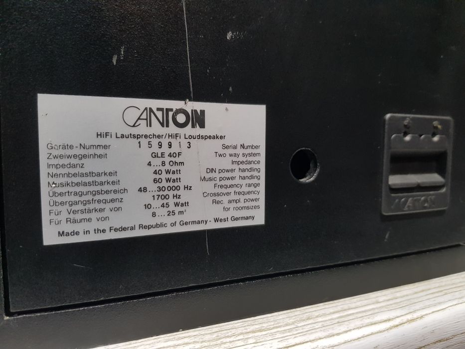 Акустика CANTON GLE 40F, потужність 40/60 Вт, б/у з Німеччини