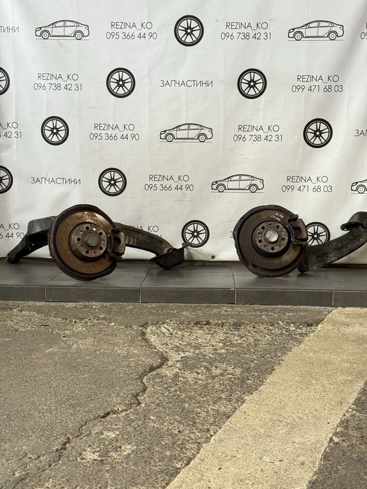 Задні ступіци в зборі Volkswagen Passat B6 B7 2.0 TDI 2005-2014 р.