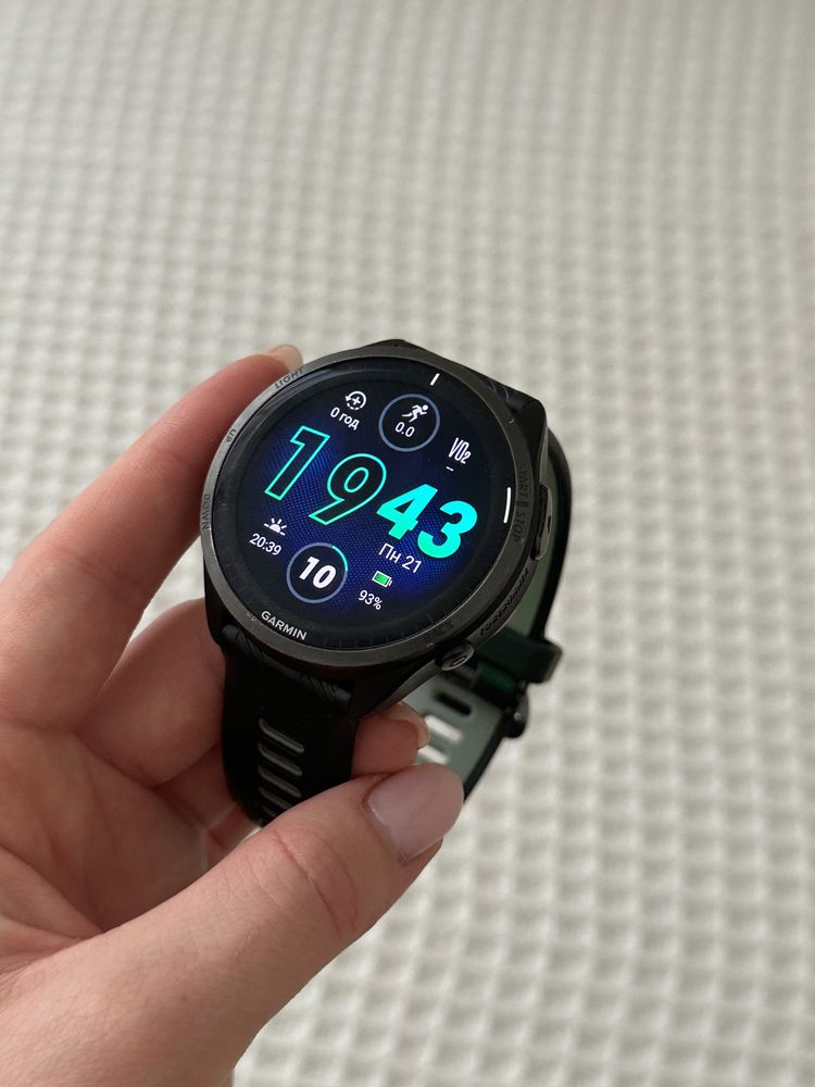 Garmin Forerunner 965 годинник для бігу та мультиспорту