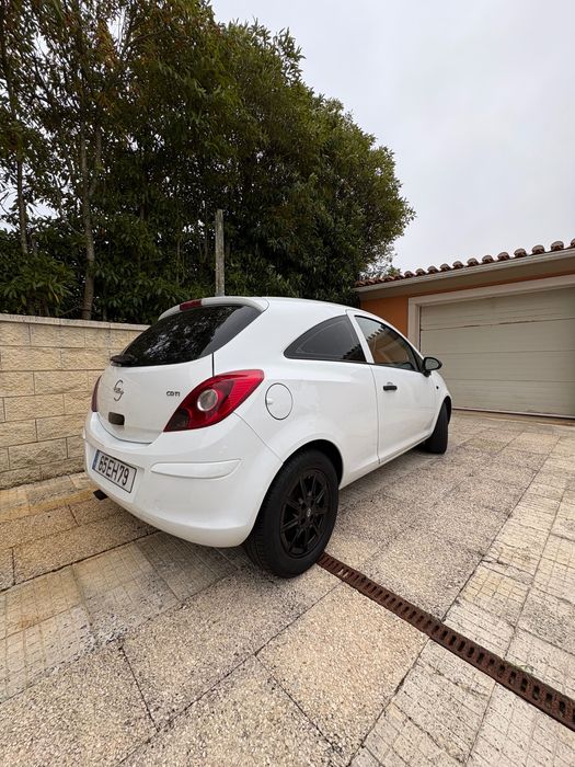 Opel corsa comercial
