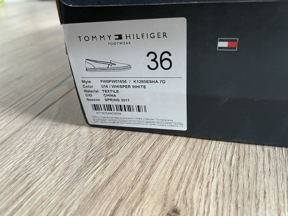 Wsuwane tenisowki, trampki Tommy Hilfiger