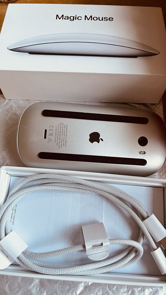 Мышка Magic Mouse