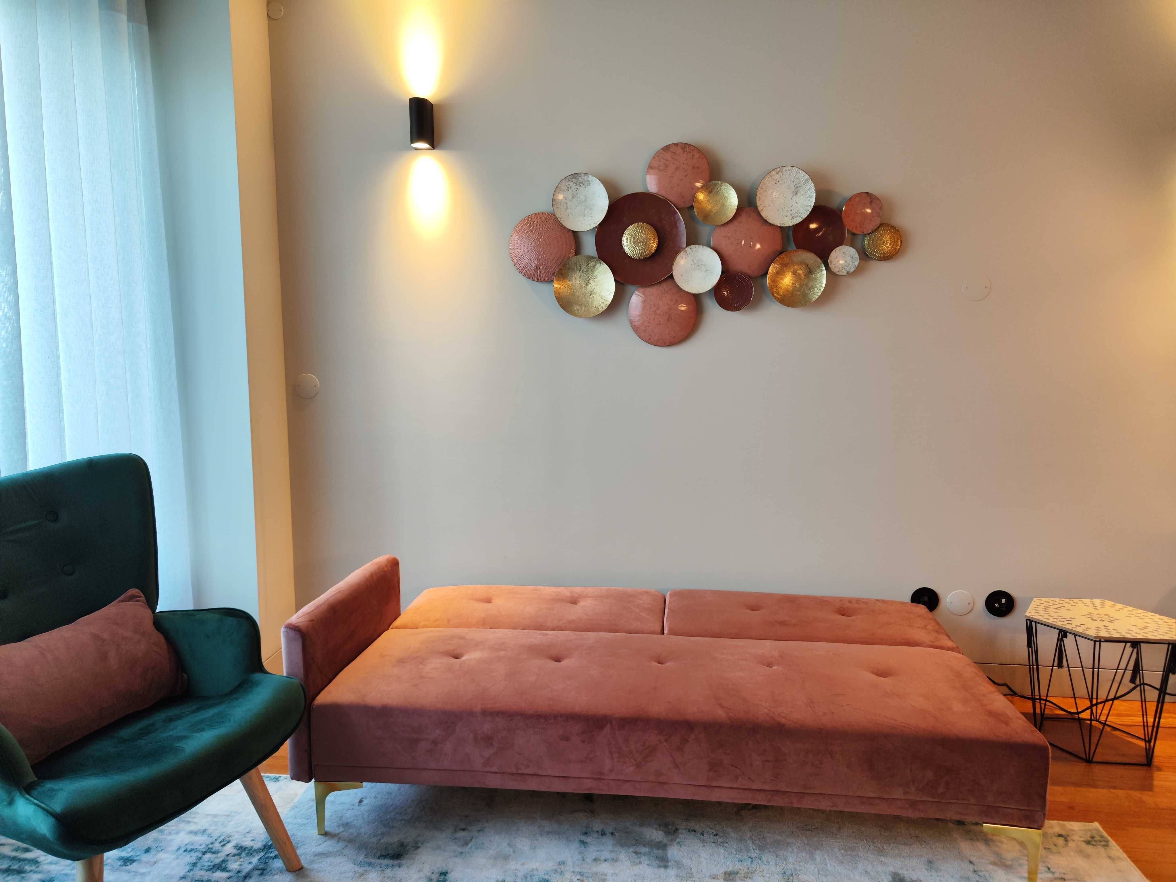 Sofá-cama de 3 lugares em veludo rosa