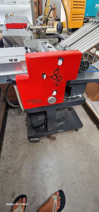 Maquina de picutar e dobrar eurofolding