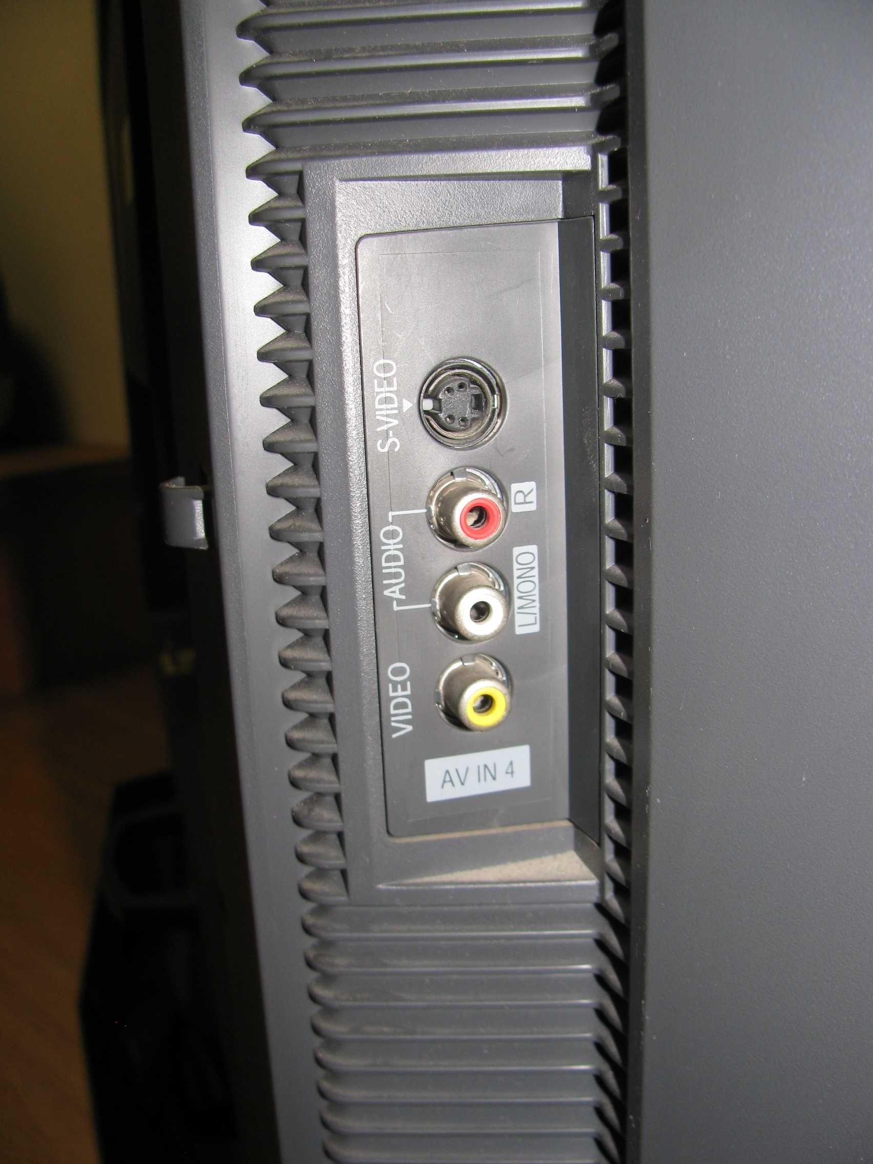 Telewizor TV LG 37LC2RR z dyskiem HDD- na części lub do naprawy.
