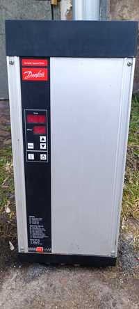 Falownik Danfoss VLT TYPE 3006 7.2 kVA