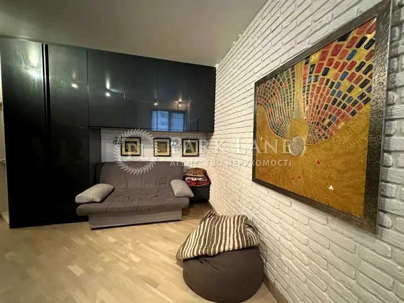 Коновальца 44А, 3 кв-ра, Печерськ, Центр