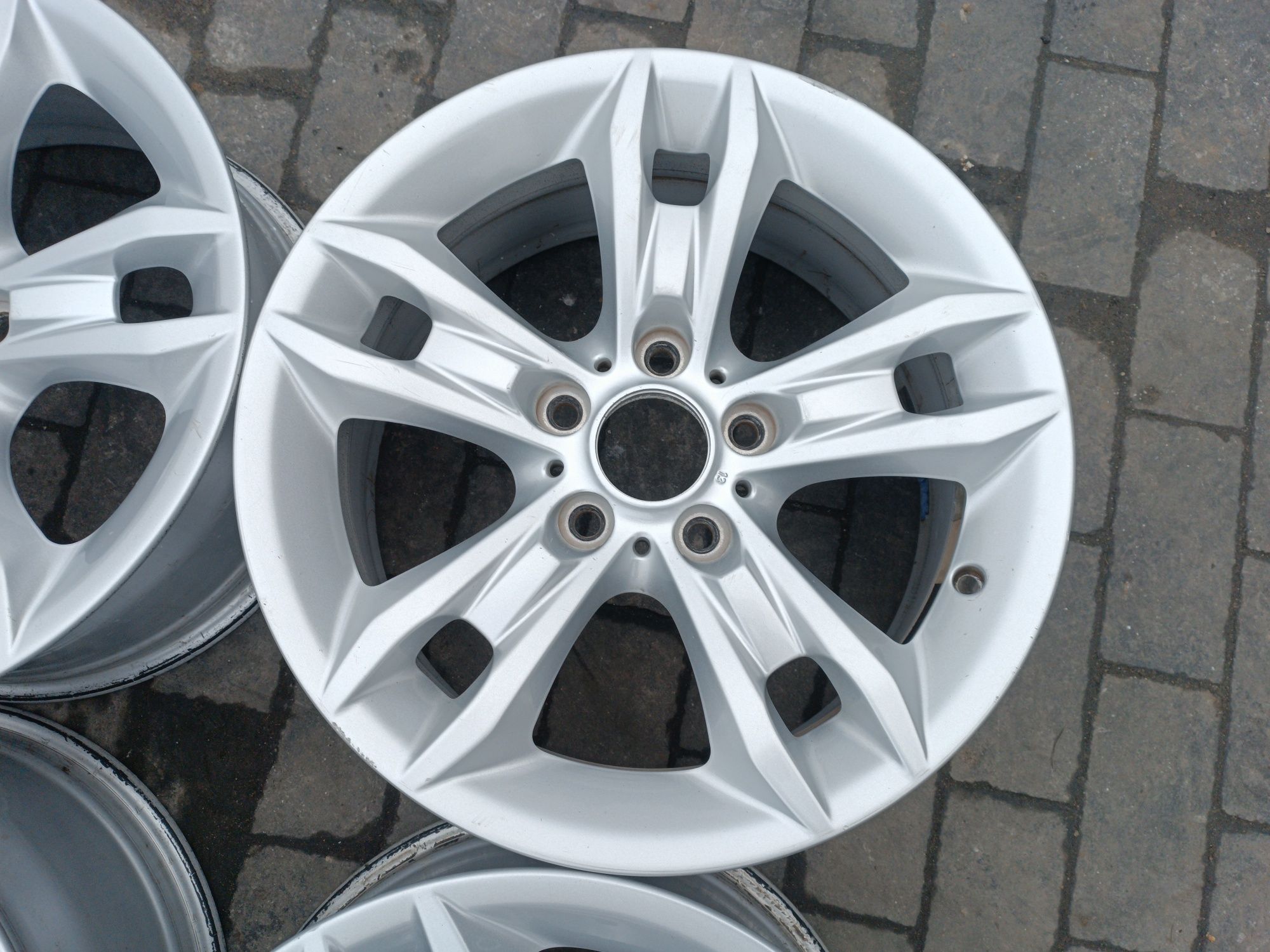Felgi Alu BMW X1 E83 3 E90 5x120 ET34 7.5J17