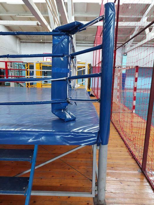 Боксерський ринг