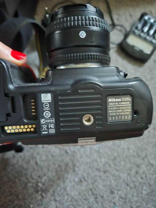 Камера Nikon D300s