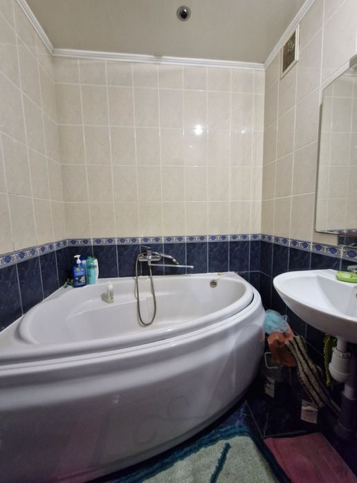 Здається окрема кімната на Вишенці 5000