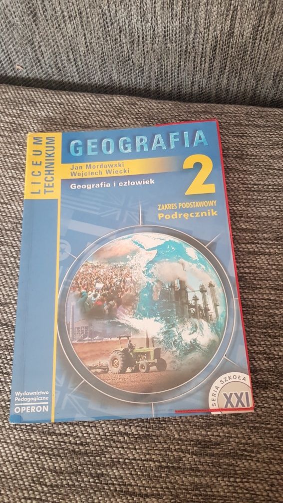 Geografia 2 Geografia i człowiek Mordawski Wiecki Podręcznik