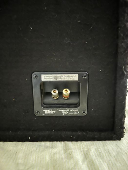 Subwoofer sony + amplificador 1700