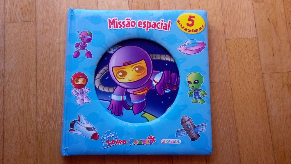 Diversos livros para crianças