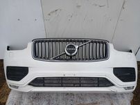 VOLVO XC90 2021 2.0 бампер передній передний в зборі 40000215
