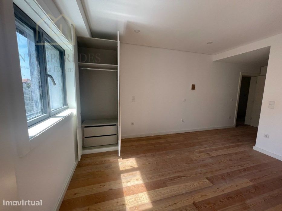 Apartamento T0 novo, com arrumos, para comprar no Bairro do Bonfim ...