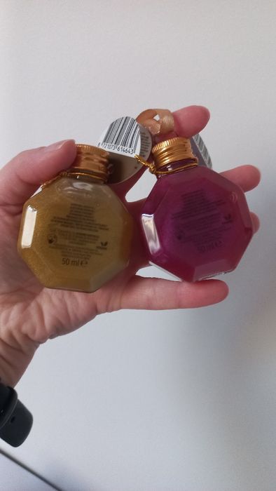 Box prezentowy w walizeczce kosmetyki prezent na mikolajki święta Boże