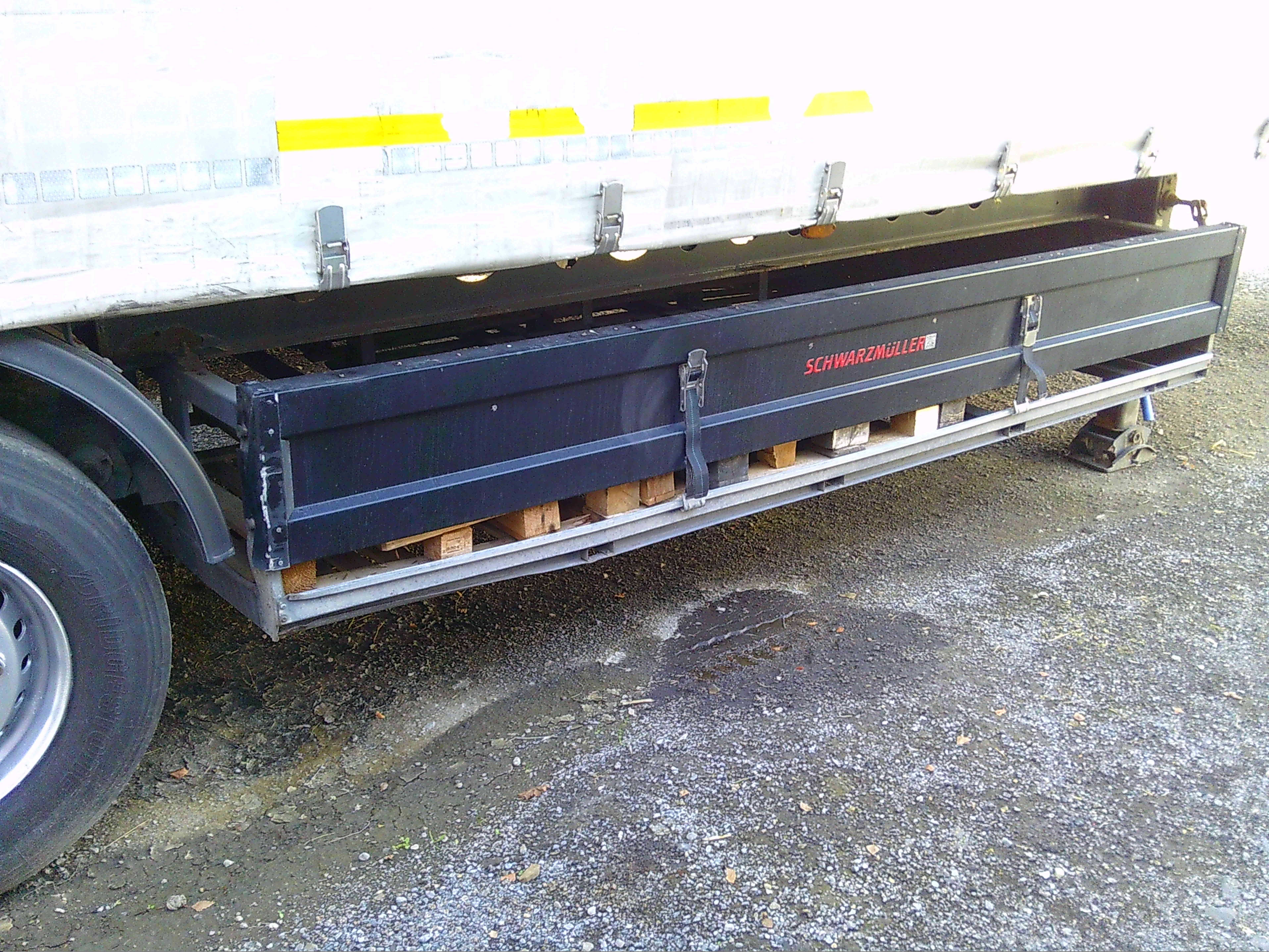 Naczepa BERGER SCHWARZMULLER  lekka 5500KG saf  Wielton Schmitz  kogel