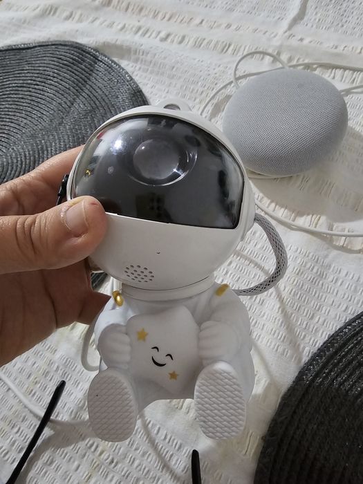Vendo astronauta de luz