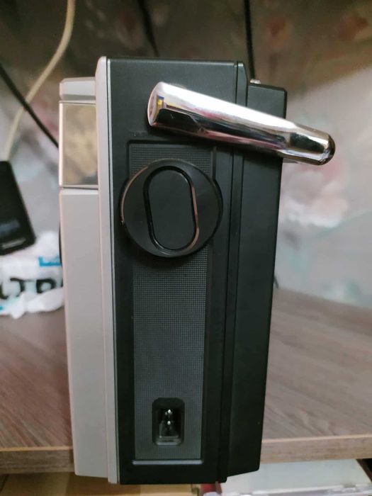 Продам кассетную магнитолу National Panasonic RX-1650T.