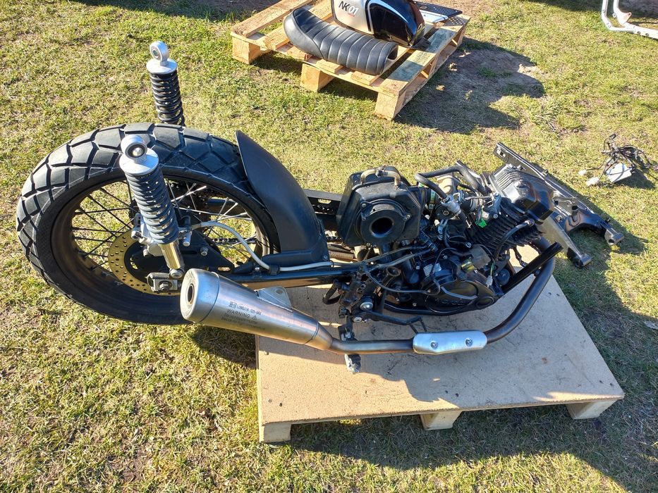 Orcal NK01 125 silnik lampa lagi wydech siedzenie zegar koła błotnik