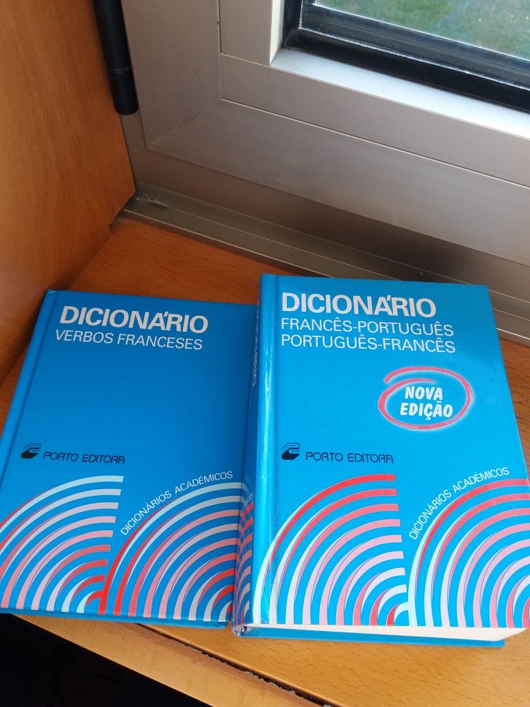 Dicionários de Francês-Português