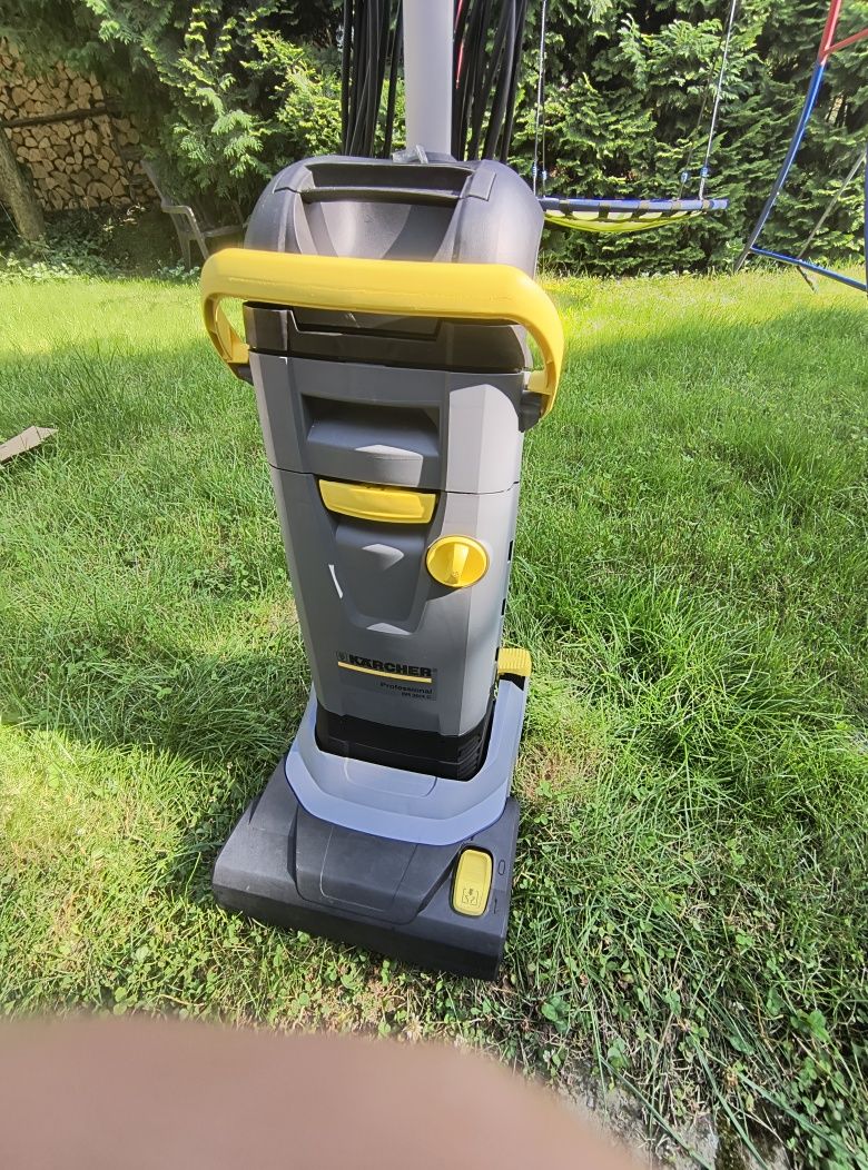 Szorowarka Karcher  BR 30/4 C