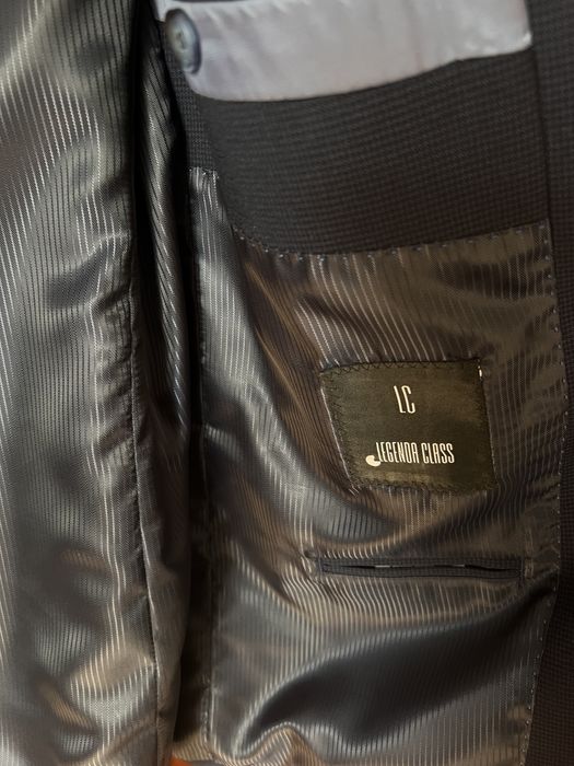 Костюм свадебный