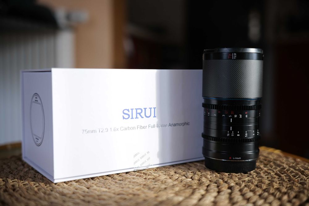 Sirui Saturn 75mm T/2.9 Obiektyw Anamorficzny L - mount