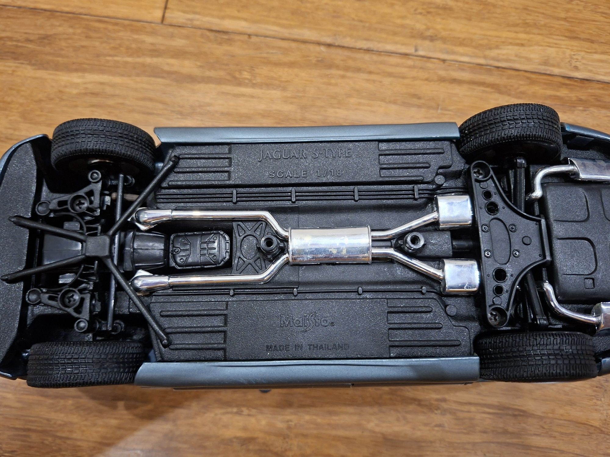 Model Maisto Jaguar S-Type 1:18