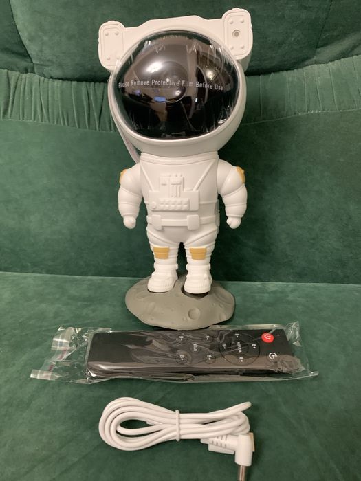 Нічник космонавт  ОПТ 12 шт Великий Астронавт - проектор зоряного неба