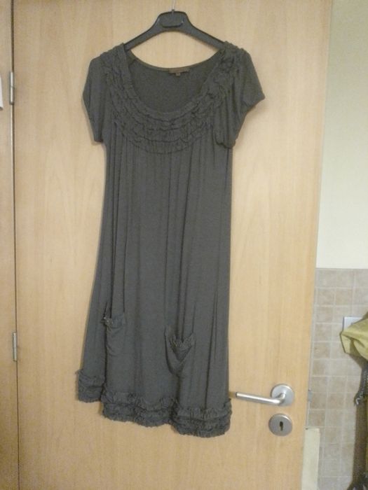 Vestido em malha de meia manga