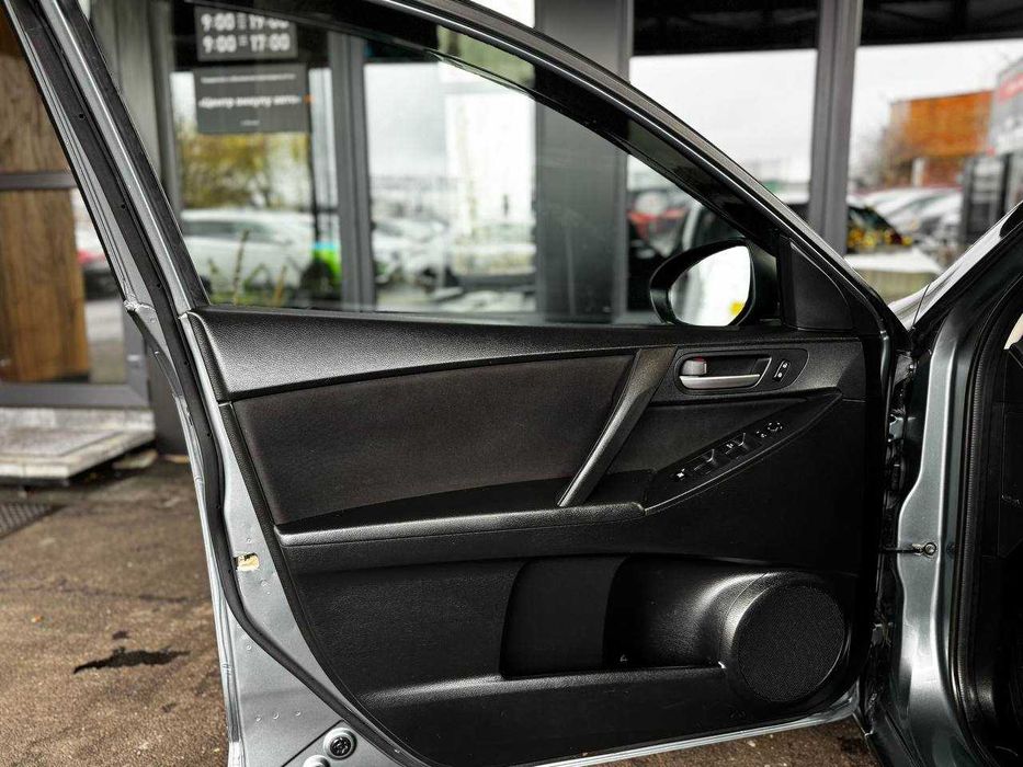 Продам  Mazda 3 2011. Можна в розстрочку, під викуп.